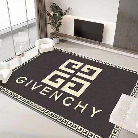 Givenchy 吸水カーペット