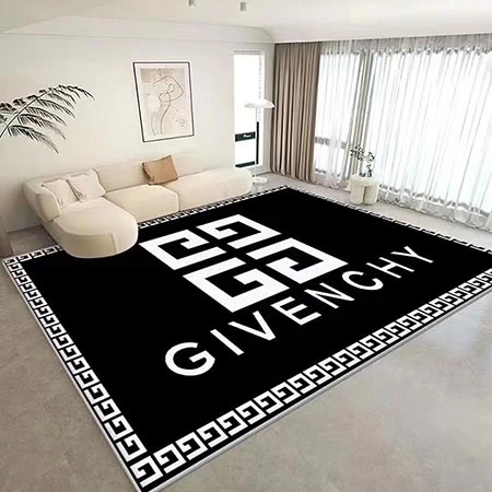 Givenchy カーペット