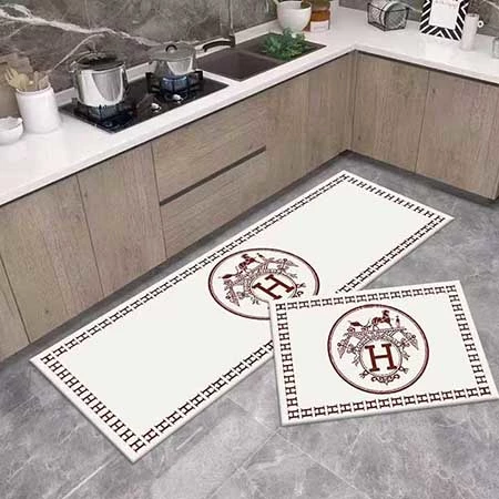Hermes ラグ，縁取り柄付きラグ，ブランドロゴ入りラグ，滑り止めラグ，吸水マット，多種類のバリエーション，フランネル素材ラグ，ふわふわ柔らかラグ，室内ラグ，フロアマット，おしゃれインテリア