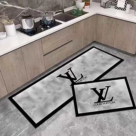 ouis Vuitton ラグ，ハイブランドラグ，モノグラム柄ラグ，ブランドロゴ入りラグ，縁ストライプ柄，防湿マット，バリエーション豊富，海外通販，室内ラグ，フロアマット，おしゃれインテリア