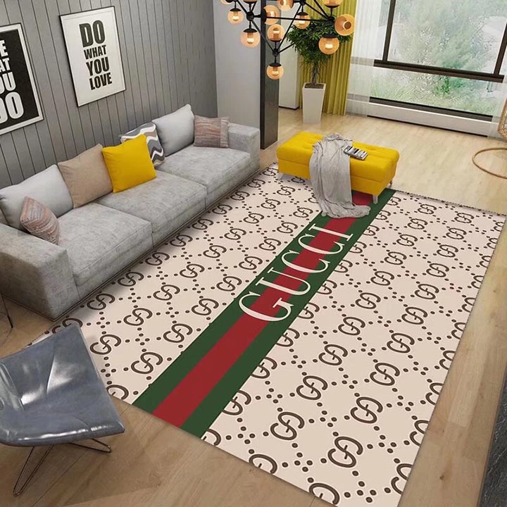 Gucci 玄関マット