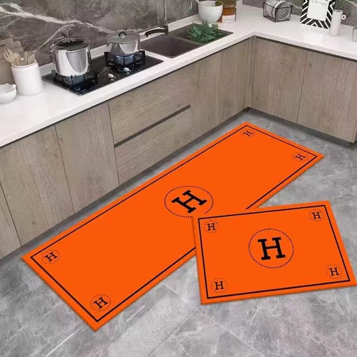 様々な柄ラグ