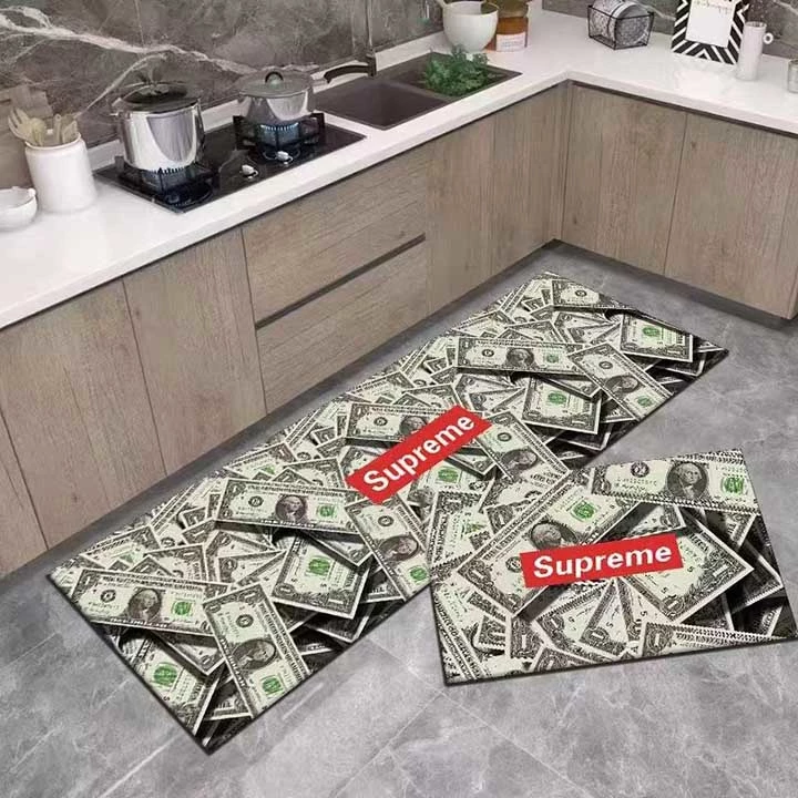 Supreme ロゴカーペット